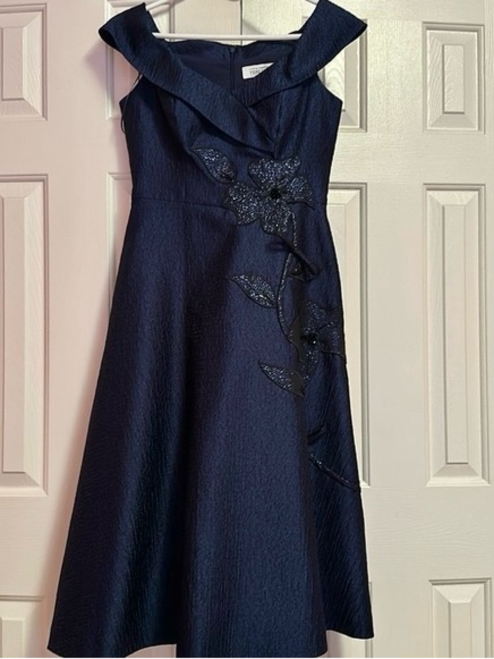 Teri Jon Navy Blue Floral-Appliqué Midi Dress